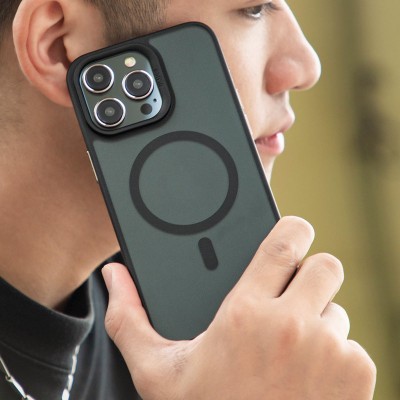 TPU+PC чехол Blueo Skin Friendly Frosted with MagSafe для Apple iPhone 15 Pro (6.1")